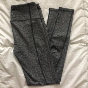 EUC Victoria’s Secret VSX Knockout leggings size S